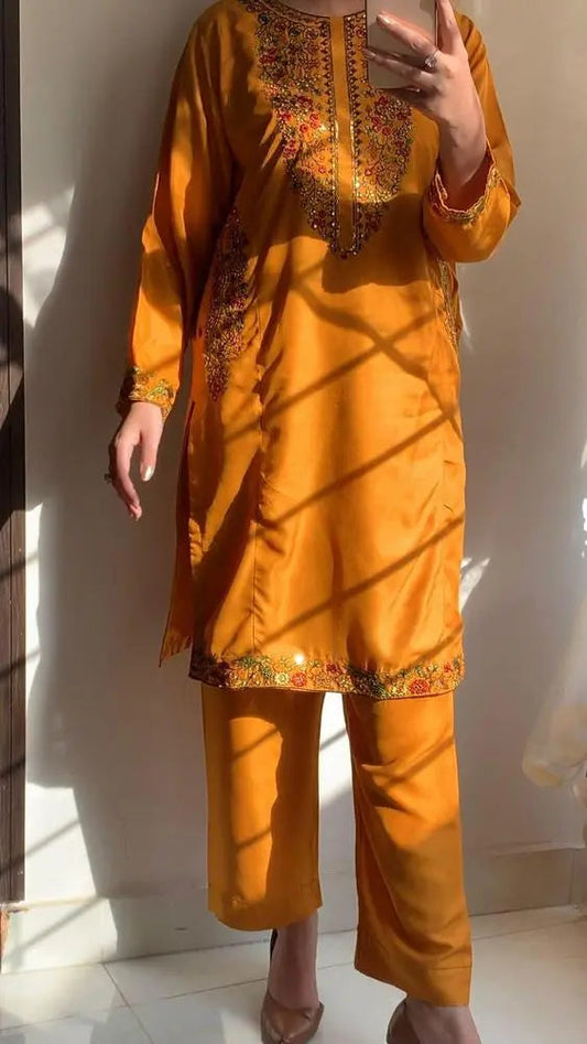 2 Pcs Women's Stitched Linen Embroidered Shirt and Trouser Hype Hem