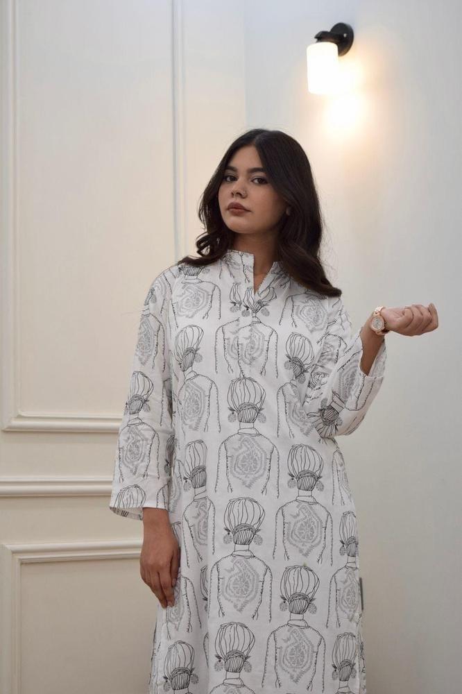 2 Pcs Women's Stitched Linen Printed Shirt And Trouser