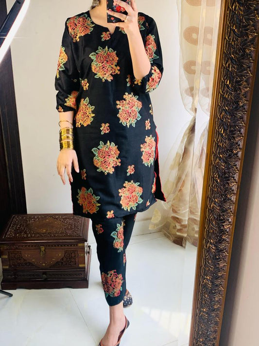 2 Pcs Women's Stitched Linen Printed Shirt &Trouser