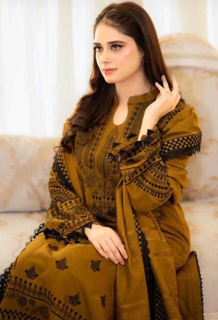 3 Pcs Women's Unstitched Embroidered Suit