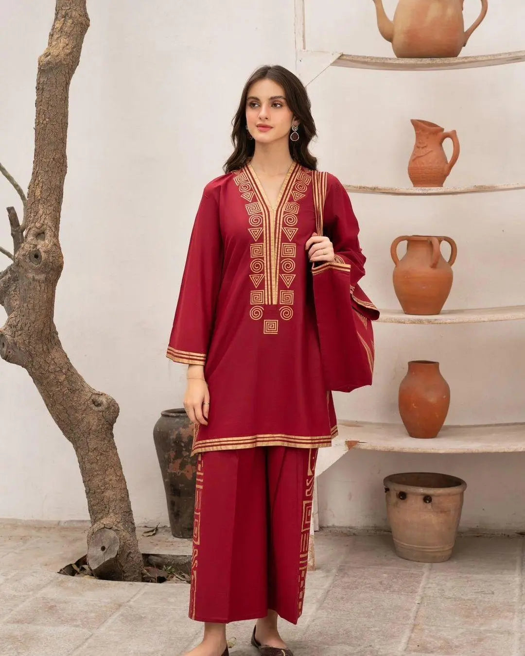 2Pcs Women's Elegant Stitched Embroidered Suit Hype Hem