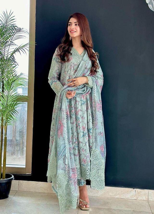 3Pcs Women's Unstitched Embroidered Lawn Suit Hype Hem