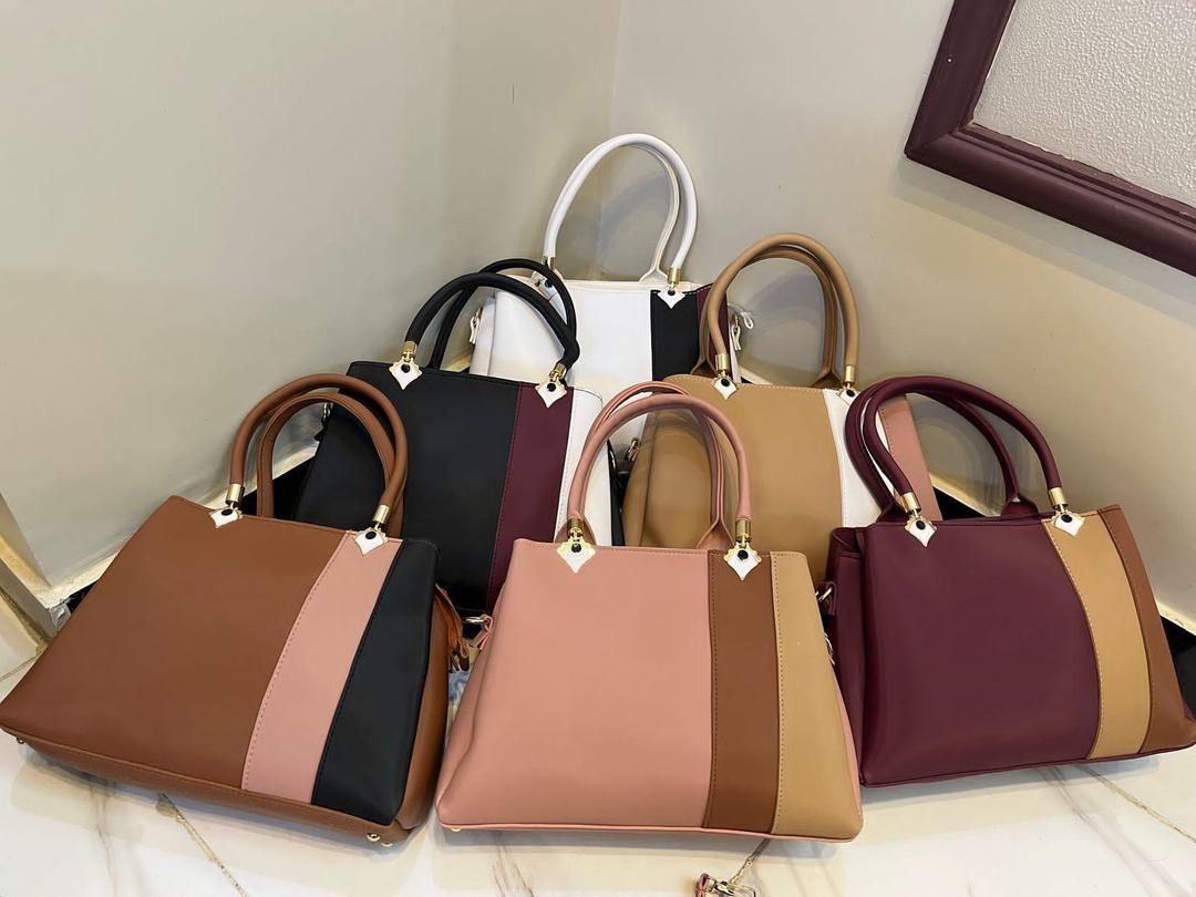 Stylish Shoulder Bag's With Straps Hype Hem