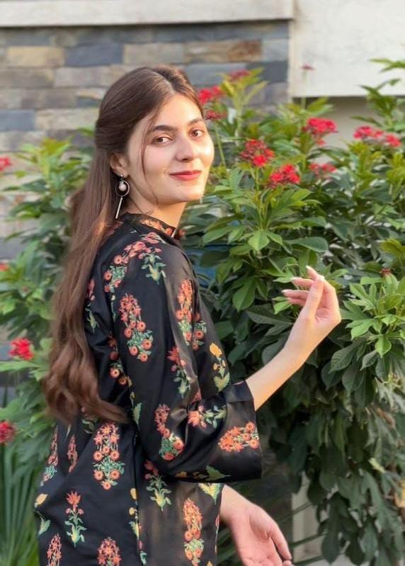 2 Pcs Women's Stitched Linen Printed Shirt And Trouser